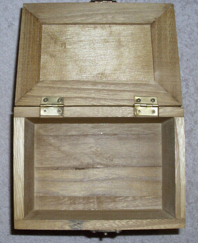 Wooden Box in Home Décor & Accents in Mississauga / Peel Region - Image 2
