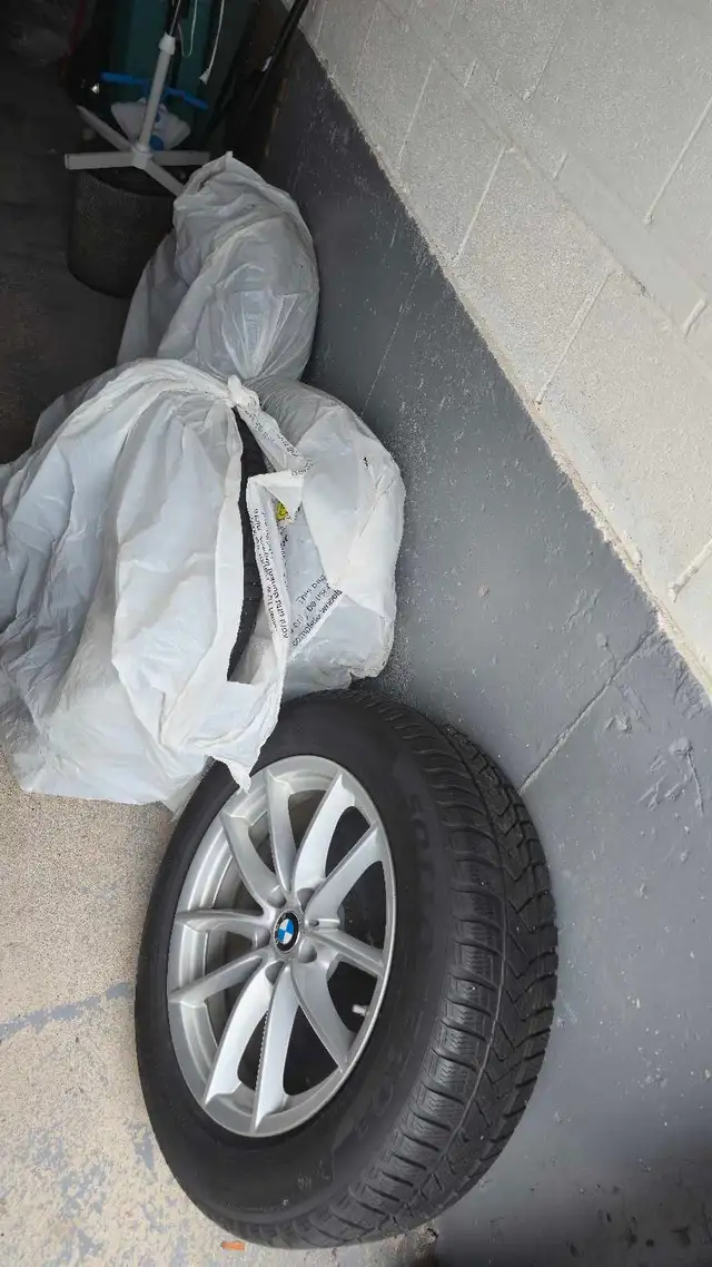 BMW X3 or X4 winter tires with alloy wheels in Tires & Rims in Mississauga / Peel Region - Image 8