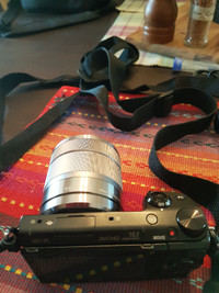 Sony Nex 5R for sale. Light weight camera.