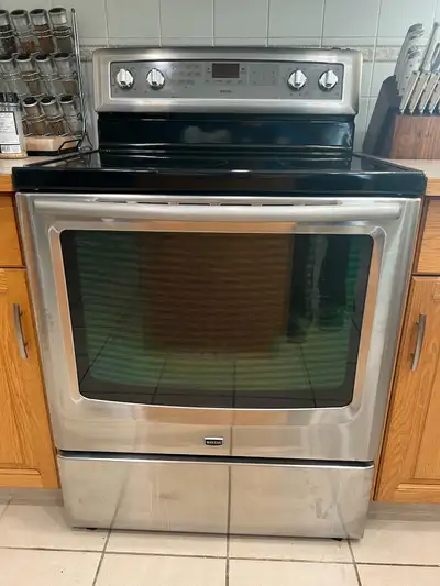 Maytag 30” electric range, View more