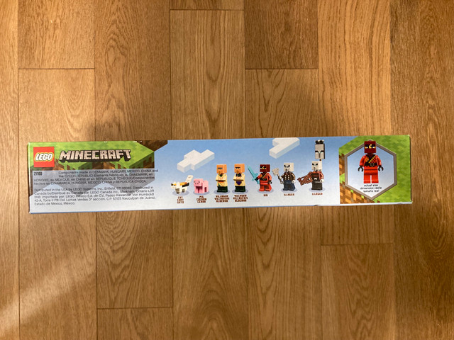 Lego Minecraft 21160 The Illager Raid dans Jouets et jeux  à Longueuil/Rive Sud - Image 2