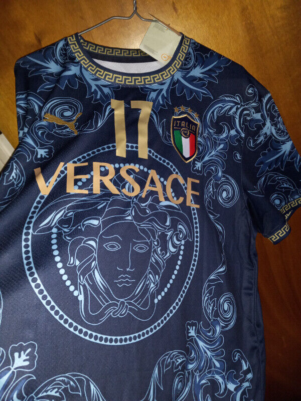 Ciro Immobile Italia Puma x Versace jersey size large nwt new | Arts u0026  Collectibles | City of Toronto | Kijiji