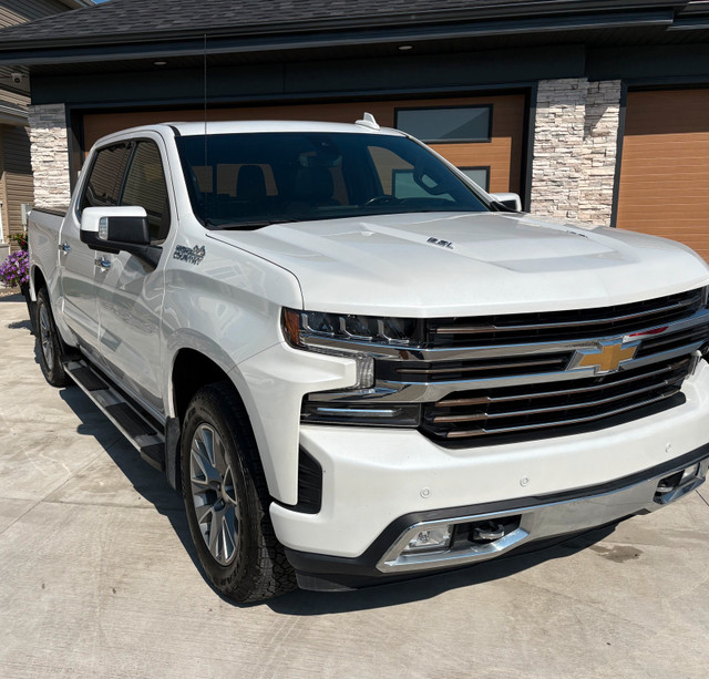 2021 Silverado High Country 6.2L in Cars & Trucks in Edmonton - Image 2