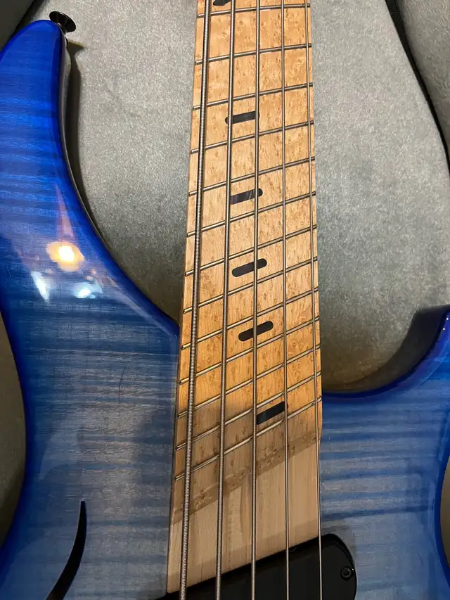 Dingwall Afterburner II 5 string Bass in Guitars in City of Toronto - Image 7