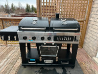 PitBoss Deluxe Grill, with heating compartment and oven