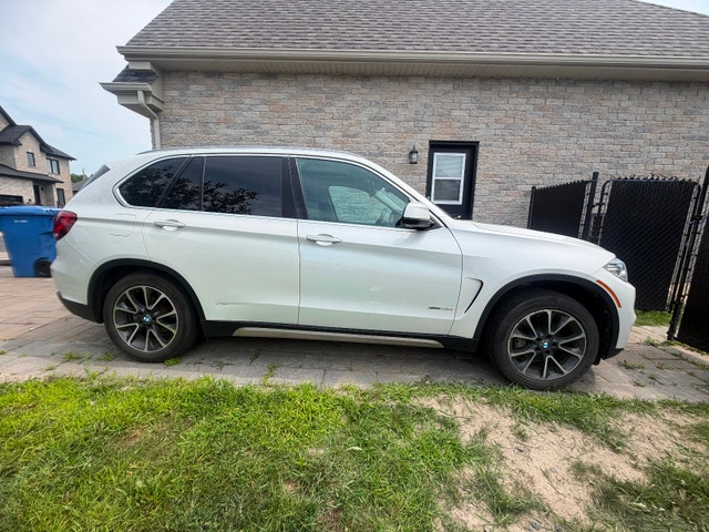 BMW X5 — photo 3
