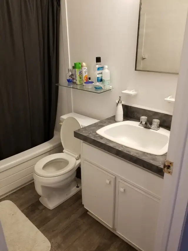 ROOM FOR RENT ALL INCLUSIVE IN MONT-BLEU!! in Room Rentals & Roommates in Gatineau - Image 5
