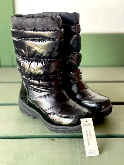 COUGAR Winter Boots (Glossy Black) - size US 13, View more
