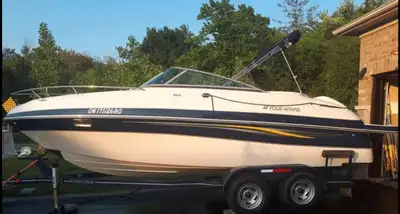 2009 cuddy cabin Four Winns Sundowner. 21.5 feet plus swim platform. Clean and well maintained. 5 li...