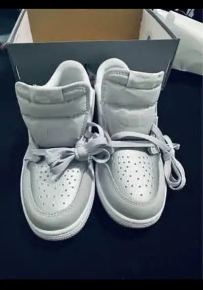 Air Jordan métallique rétro 2024, Us 8.5, View more