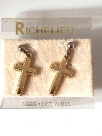Pair of gold coloured cross earrings