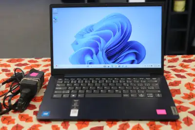 Lenovo Ideapad 1i - Laptop (#7590), View more