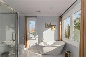 COMPLETE BATHROOM RENOVATIONS - RELIABLE AND AFFORDABLE in Renovations, General Contracting & Handyman in Oshawa / Durham Region - Image 4