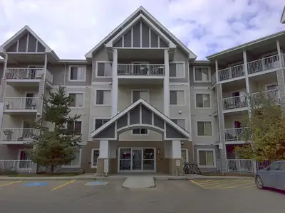 1 bedroom, 1 bathroom condo apartment suite with an excellent floor plan in Aspen Meadows, an Urban...