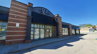 *** Free Parking *** **** Utilities Included **** Professional offices for rent in complex shared wi...