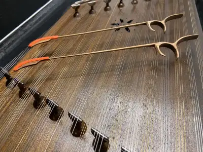 Persian Santoor made by Hossein Sharifin, View more