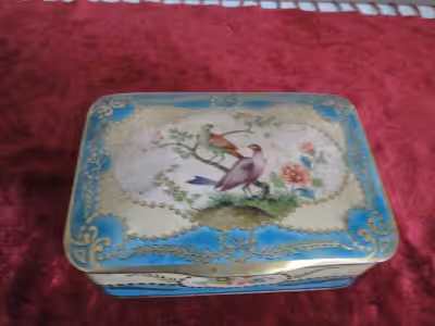 Vintage Biscuit tin can from London, England Peek, Frean & Co. Ltd. biscuit tin from 1950's or earli...