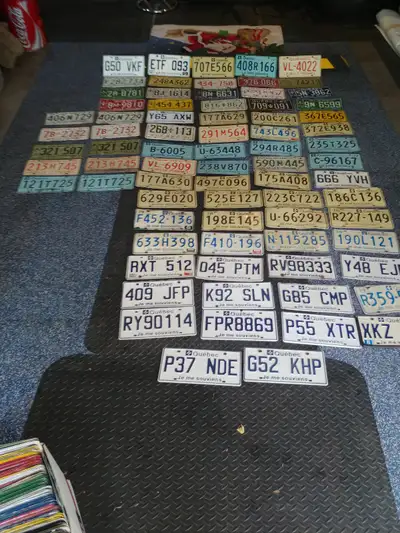 plaques immatriculation auto voiture license plates vintage antique plaques.....parfait pour decorer...