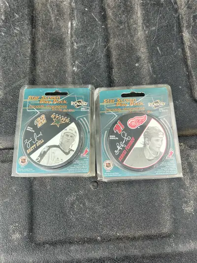 Star Screen NHL Play Pucks, View more