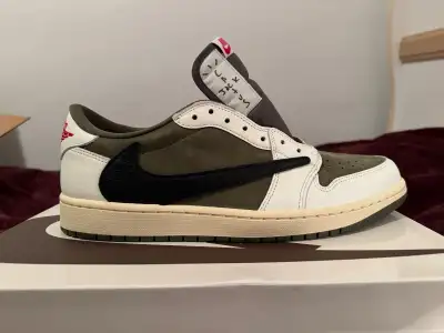 Jordan 1 Low OG Travis Scott Medium Olive Size 12, View more