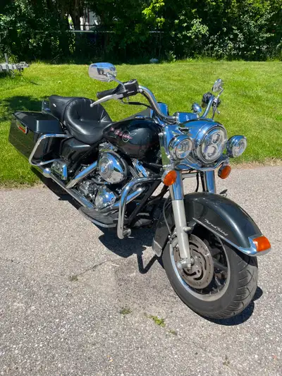 This bike has had an easy life. Most of the miles are from longer trips. Very good condition, Heliga...