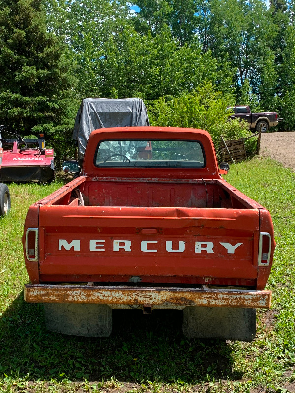 ANTIQUE TRUCK | Classic Cars | Red Deer | Kijiji