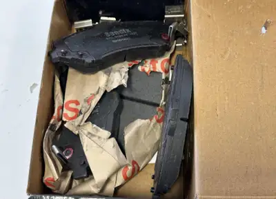 New in the box. Bendix SBC1327 Premium Brake Pad Set. Willing to ship. Willing to meet in Edmonton....