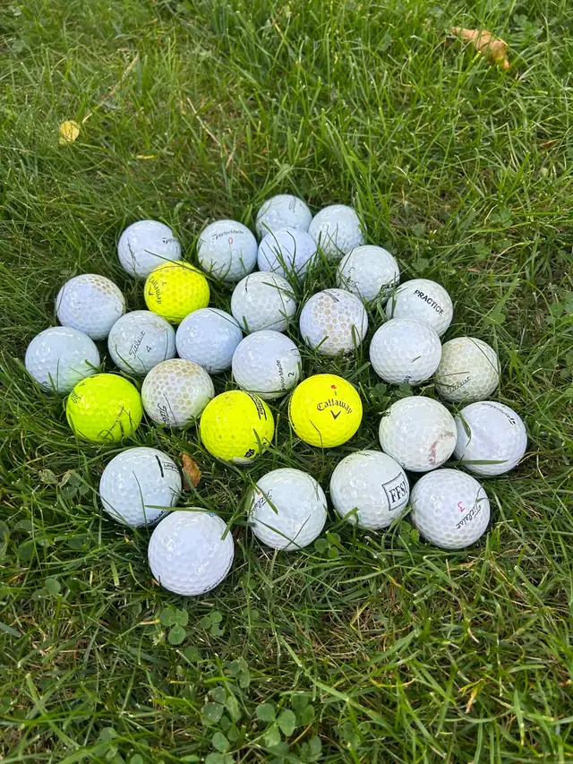 Golf balls x 28 used in Golf in Mississauga / Peel Region - Image 2