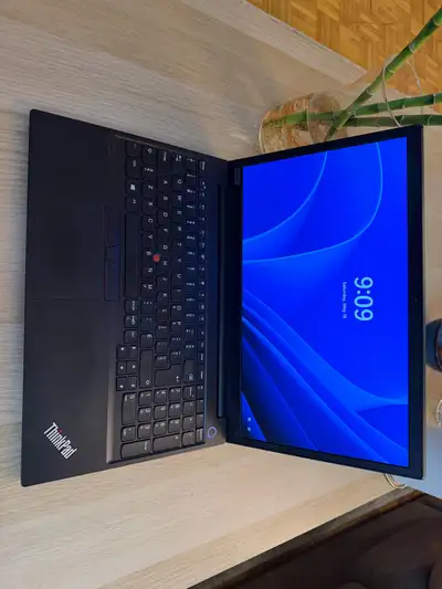 lenovo thinkpad E15 , View more
