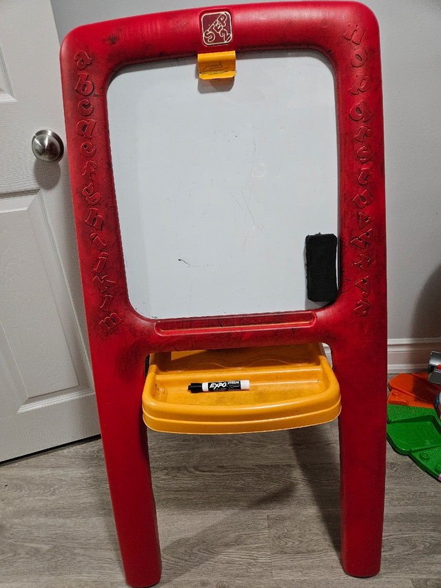 Easel 2 sided in Toys & Games in Mississauga / Peel Region