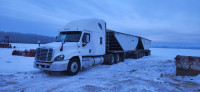2016 freightliner and 2009 lode king trailers