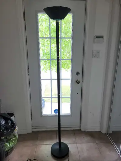 Lampe sur pied, View more