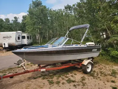 1986 edson fiberglass boat in immaculate condition. I'm the third owner and know the basic history o...