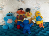 5 Sesame Street Plush Toys