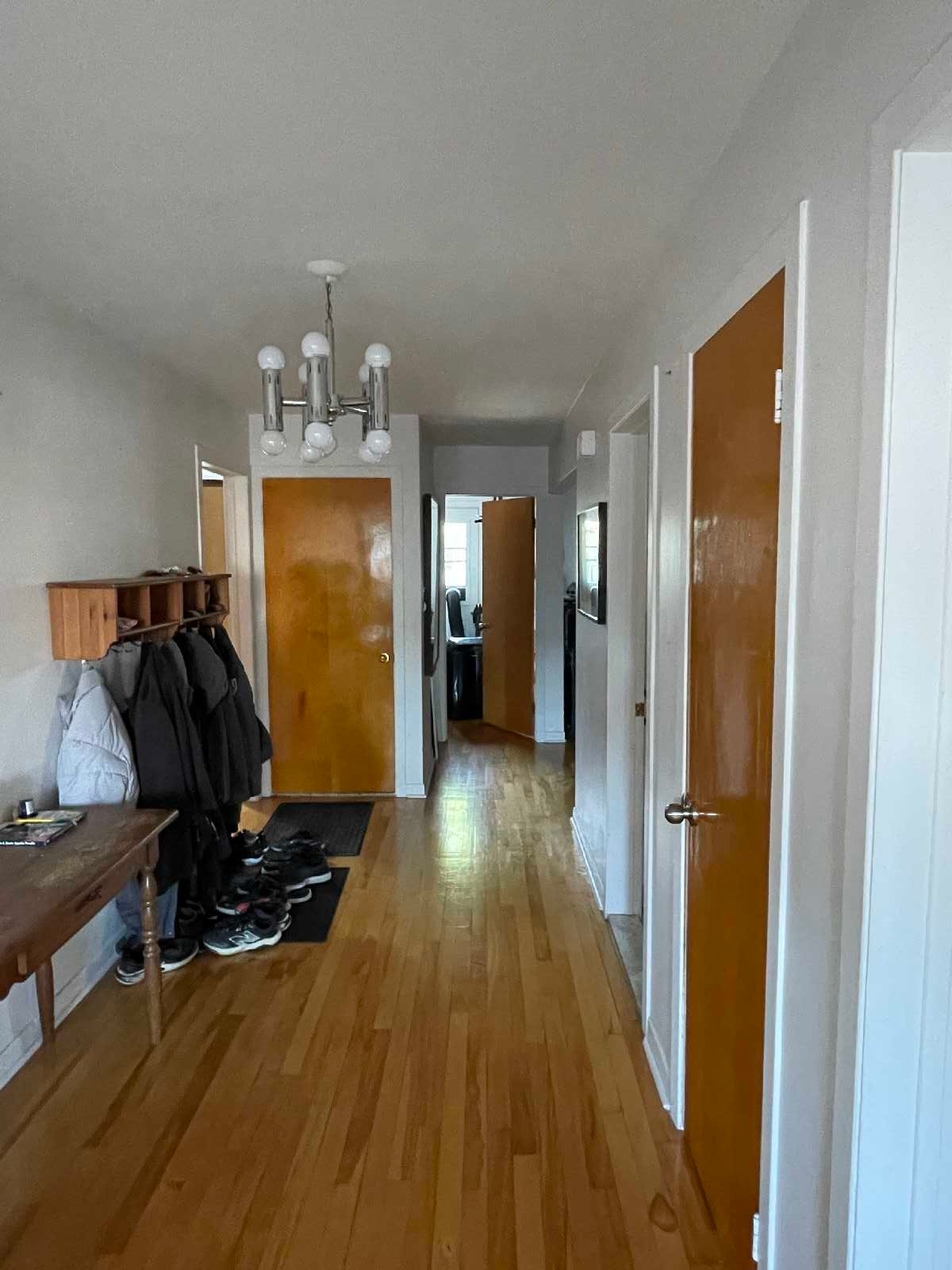 14e Avenue — photo 2