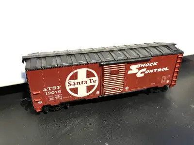 Vintage HO Scale Mantua Santa Fe ATSF 12079 Box Car, View more