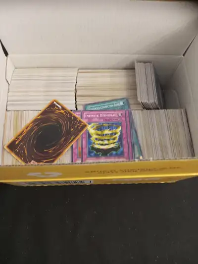 UPDATED: YUGIOH 1,200+ CARD LOT, View more