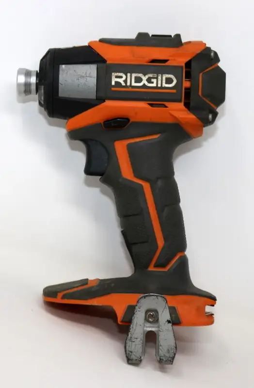 RIDGID R86035 18V 3 SPEED IMPACT DRIVER (TOOL ONLY) in Other in Hamilton - Image 2