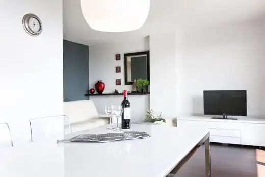 4 1/2 ANJOU TOUT INCLUS!!! in Long Term Rentals in City of Montréal - Image 3
