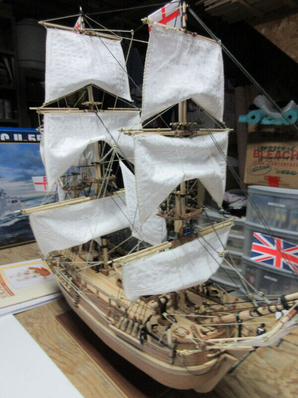 Voilier HMS Bounty modèle réduit  en bois dans Loisirs et artisanat  à Laval/Rive Nord - Image 4