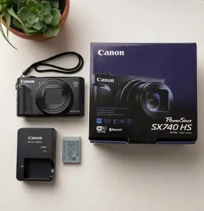 Canon SX740 HS Camera, View more