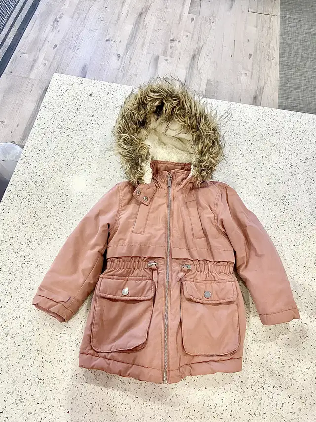 H&M Pink Parka Jacket toddler girl size 4T in Clothing - 4T in Cambridge - Image 2