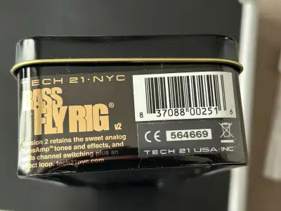 Tech 21 Sans amp bass pedal, View more