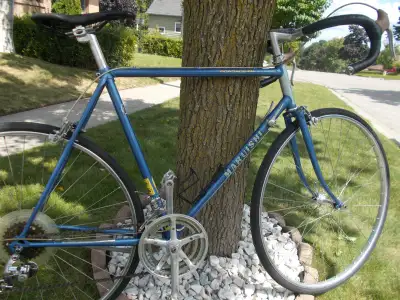 NEW PRICE= 12 speeds suntour drive train.23 inch frame,NEW Louis garneau seat,FULLY TUNED= NO ISSUES...