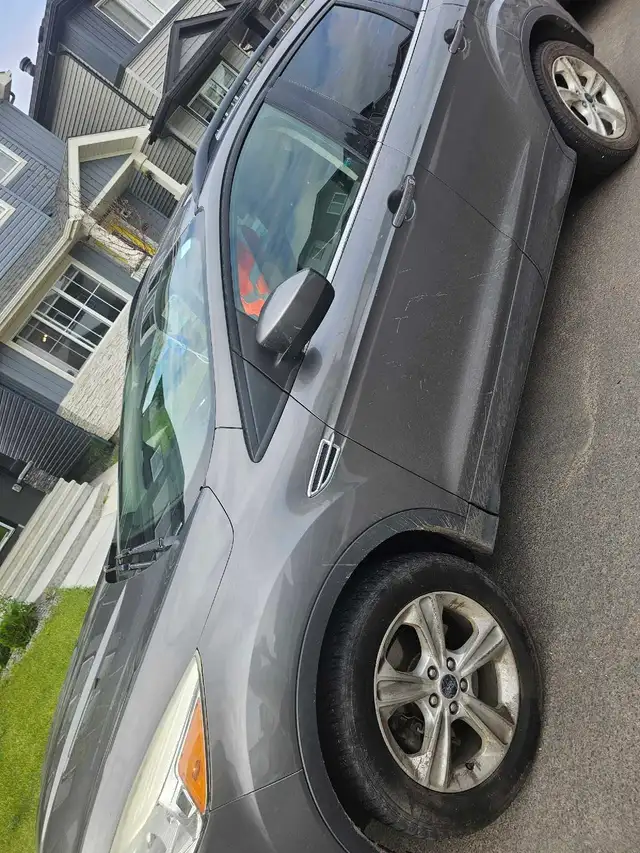 Ford Escape 2014523952991817574403