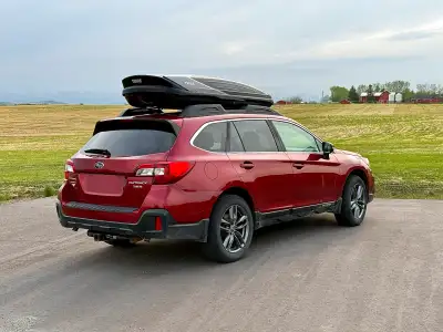 Thule not included! Color: Red Engine: 3.6L H6 – powerful and reliable Transmission: Automatic Featu...