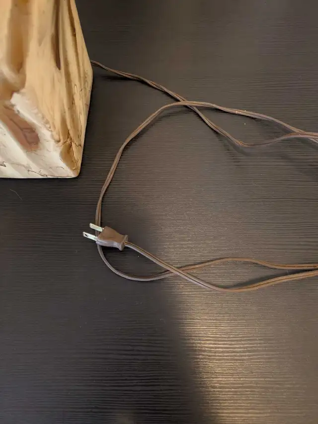 MCM ginger jar lamp in Indoor Lighting & Fans in Ottawa - Image 7