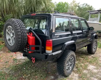 LS SWAP 1999 JEEP XJ 390 hp / 390 torque Florida truck, original paint except roof & hood (modified)...