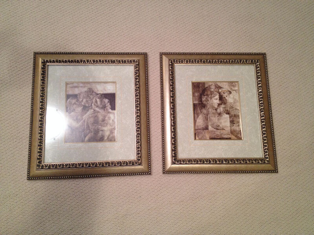 Set of 2 Pictures in High End Picture Frames in Hobbies & Crafts in Saskatoon