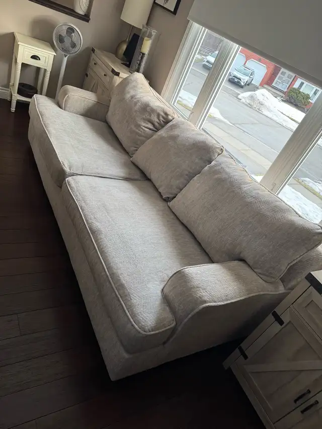 Couch & 1-1/2 Chair in Couches & Futons in Brantford - Image 2